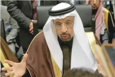  ?? — Reuters ?? Saudi Arabia’s Energy Minister Al Falih speaks to journalist­s during an Opec meeting in Vienna, Austria.