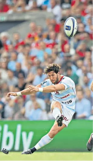  ??  ?? In control: Maxime Machenaud kicks a conversion for Racing 92 Ca