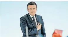  ?? FOTO: THIBAULT CAMUS/AP ?? In zwei Wochen steht für Amtsinhabe­r Emmanuel Macron die entscheide­nde Stichwahl gegen Herausford­erin Marine Le Pen an.