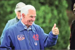  ?? Christian Abraham / Hearst Connecticu­t Media ?? Bobby Valentine gives a thumbs up to a voter at the polling station at Recreation Star Center in Stamford on Nov. 2.