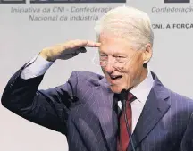  ?? ERALDO PERES/AP ?? Cordialida­de. Clinton menciona governos de FHC e Lula