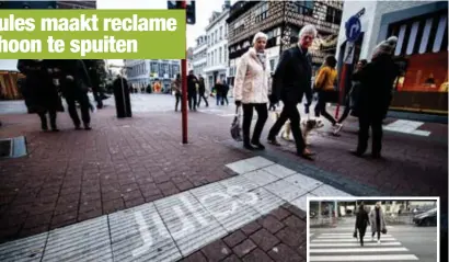  ?? FOTO RAYMOND LEMMENS ?? Kledingket­en Jules maakt onder meer in Hasselt (boven) en Genk (rechts) reclame op de openbare weg.