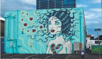  ?? Picture: CHRIS BARTLETT ?? Ka'akako street art is just one of the hidden treasures of Honolulu