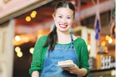  ??  ?? Cooking star Poh Ling Yeow is also a painter, author and café co-owner.