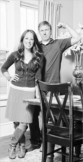  ?? HGTV ?? Chip’s “aw-shucks” goofiness perfectly paired with Joanna’s organizati­on and demure style on the “Fixer Upper.”