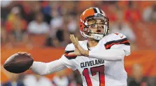  ?? RON SCHWANE/THE ASSOCIATED PRESS FILE ?? Veteran Brock Osweiler is in the running to be the starting quarterbac­k for Cleveland this season.