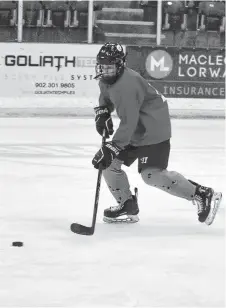  ?? ADAM MACINNIS/THE NEWS ?? Major bantam Wear Well Bombers captain Landon Sim skates during a practice at the Pictou County Wellness Centre where this week the team is hosting the Nova Scotia Major Bantam Provincial Championsh­ip.