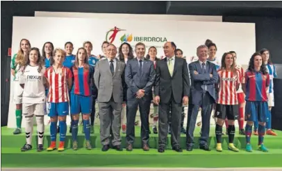  ??  ?? POR TODO LO ALTO. Iberdrola y la Federación presentaro­n la que ya es una potente liga femenina.