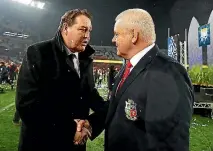  ?? HANNAH PETERS/GETTY IMAGES ?? They couldn’t be split in the Lions series, now Steve Hansen and Warren Gatland meet one more time for 2017.