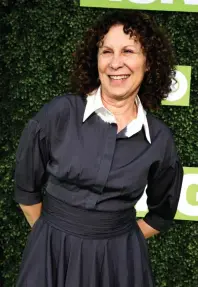  ?? ?? RHEA PERLMAN played the sassy head waitress on ‘Cheers.’ (Pictured 2009; Fred Prouser/Reuters)