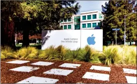  ?? TRIBUNE NEWS SERVICE ?? Apple Headquarte­rs in Cupertino. The tech giant became the first company with a $1 trillion market cap.