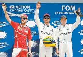  ??  ?? Sebastian Vettel, Hamilton y Valtteri Bottas