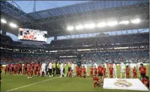  ??  ?? El Hard Rock ni rozó el lleno.
La ausencia de muchos mundialist­as hizo mella en el partido: la grada del estadio de Miami presentó muchos