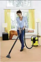  ??  ?? Kӓrcher’s Carpet Cleaner’s spray s ct n clean n techn l y ens res
re eep clean n