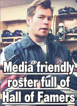  ?? N.Y. Post: Charles Wenzelberg ?? RICHTER SCALE: The Post’s Larry Brooks says his vote for the most cooperativ­e player he has dealt with may go to Mike Richter who, after tearing his ACL in 2001, came back to the Garden from the hospital to speak with reporters.