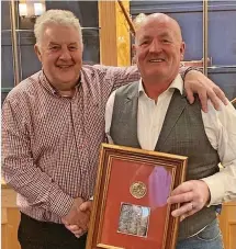  ?? ?? Prize time Alyth Golf Club president Dave Barclay, left - who presented all the gents’prizes - with club champion Gordon Kidd