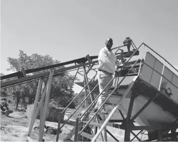  ??  ?? Mr Benjamin Mazarire at the quarry processing plant in Masvingo