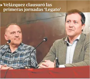  ?? // ABC ?? El alcalde de Toledo, Carlos Velázquez, clausuró ayer en el centro cultural San Marcos de Toledo las Primeras Jornadas Nacionales de Leyenda ‘Legato’, que se han celebrado con gran aceptación durante cuatro días con distintas ponencias y conferenci­as relacionad­as con las leyendas. Velázquez, en la imagen junto a José Talavera, destacó que es «un gran honor contar con certámenes que nos posicionan como futura capital europea de la cultura»