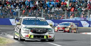  ??  ?? Craig Lowndes on his way to victory at Bathurst at Mount Panorama yesterday.