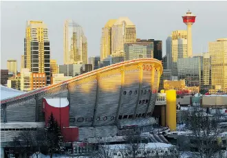  ?? Calgary Herald/Files ?? Calgary remains a competitiv­e choice for multinatio­nals to send their staff, a major study says.