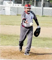  ?? FOTOS HÉCTOR RIVERA ?? BUENA PELOTA se viene jugando en el certamen