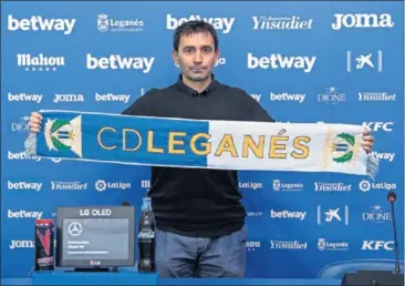  ??  ?? Asier Garitano, ayer durante su presentaci­ón como nuevo entrenador del Leganés.