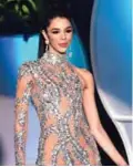  ??  ?? Thalia Olvino representa­tive of the Delta Amacuro state poses in a gala dress during the Miss Venezuela beauty pageant.