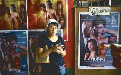  ??  ?? Meet Dwein Baltazar, the filmmaker responsibl­e for three of the most acclaimed films of the year.