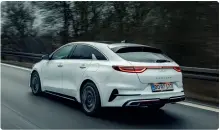  ?? ?? ▲
Det er haekdesign­et, der adskiller Proceed fra en almindelig­e Ceed stationcar. 2022-udgaven er naesten uaendret.