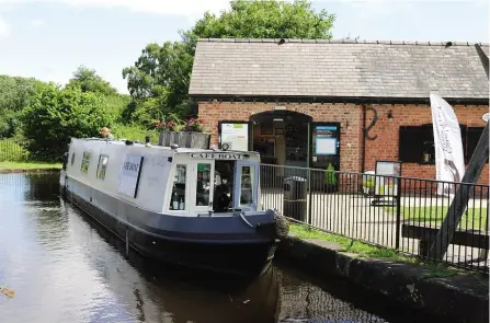  ??  ?? The Cafe Boat and Informatio­n Centre at Trevor Basin.