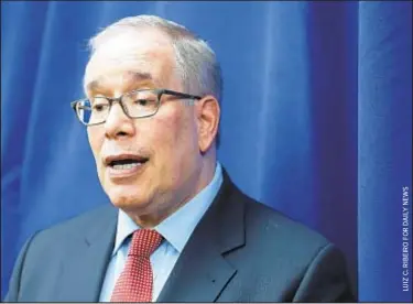  ??  ?? Comptrolle­r Scott Stringer says cop unions are making mistake dumping pension group whose earnings are high.