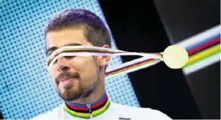  ?? IMAGO ?? Macht auch gerne mal den Clown: Peter Sagan nach seinem dritten Wm-titel 2017.