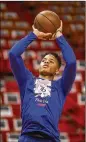  ?? / GETTY IMAGES MARK BROWN ?? Markelle Fultz’s shooting touch is improving, the Sixers have said.