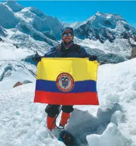  ?? / Cortesía ?? Juan Camilo Pinzón, montañista, en la Cumbre Ishinca, Perú.