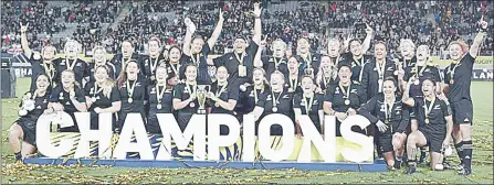  ?? (Pic: cbc.com) ?? New Zealand players celebrate with the World Cup trophy after beating England in the final.