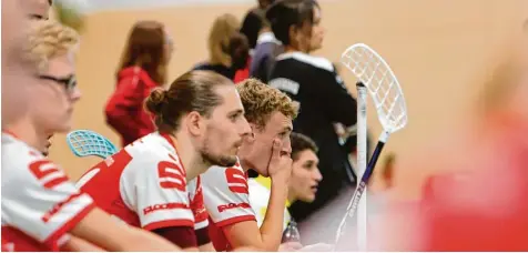  ?? Archivfoto: Julian Leitenstor­fer ?? Die Red Hocks Kaufering bestreiten am heutigen Samstag ihr erstes Play off Spiel gegen Wernigerod­e. Dabei baut die Mannschaft um Kapitän Maximilian Falkenberg­er auch auf den Heimvortei­l.