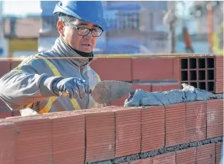  ?? ARCHIVO LA NUEVA. ?? Pese a la crisis, la construcci­ón mantuvo el alza en nuestra ciudad.