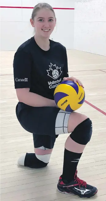  ?? JEFF LOSIE ?? Julie Kozun lost her leg in a lawn mower accident a few years ago, and now the University of Saskatchew­an student plays both standing volleyball and competes internatio­nally with the Canadian sitting volleyball team.