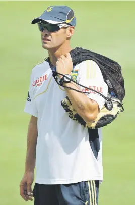  ?? Picture: Gallo Images ?? PERFECT FIT. Gary Kirsten (above) would be the ideal person to take over as England cricket coach, according to former captain Mike Atherton.