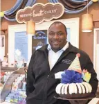  ?? JULIE BOTOS ?? Former OSU defensive tackle Kenny Peterson owns Nothing Bundt Cake stores in Canton and Akron.