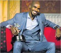  ??  ?? NOT DONE YET Farah with his Sports Personalit­y trophy