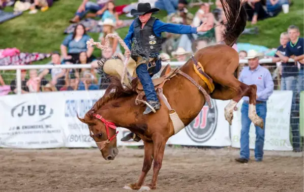  ?? Stevegrayp­hotos.com ?? On Friday August 1, 2014 the Rodeo was alive and and full of activity in Santaquin. Congratula­tions to all the winners!