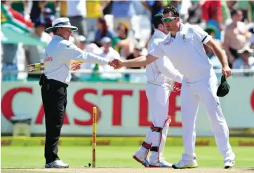  ?? BACKPAGEPI­X ?? THE FIERCE SLAYER: Graeme Smith’s hectic battles with the Baggy Greens played a huge role in defining his successful career as the Proteas captain.