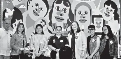  ?? OXFAM PILIPINAS ?? Representa­tives from the government, civil society organizati­ons, and the private sector gathered together during the launch of Oxfam Pilipinas’ gender equality campaign called “Dapat All Equal” to kick off the National Women’s Month Celebratio­n on March 1 at the Eastwood Mall in Quezon City. (From Left) Office of the Civil Defense Director Edgar Posadas, broadcast journalist Jing Castañeda, visual artist Jill Arteche, Oxfam Pilipinas Executive Erika Geronimo, Eastwood City AVP & General Manager Denise Patricia Malong, Pambansang Koalisyon ng mga Kababaihan sa Kanayunan National Coordinato­r Amparo Miciano, and Commission on Human Rights – Center for Gender Equality and Women’s Human Rights Deputy Chief Leah Barbia.