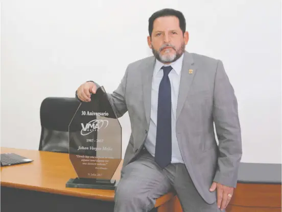  ?? Johan Vargas, presidente de ACES, advirtió que la contrataci­ón de una empresa de seguridad es un asunto de cuidado consideran­do de que en caso de fallar ha jurisprude­ncia de condenas solidarias. Esteban Monge / La República ??