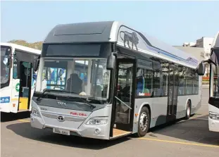  ??  ?? ⇦ Tata Starbus Fuel Cell bus is touted as a zero emission mass transport solution for city travel.