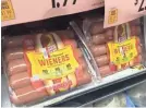  ?? CANDICE CHOI/AP ?? Oscar Mayer is touting its new hot dog recipe that uses nitrite derived from celery juice instead of artificial sodium nitrite.