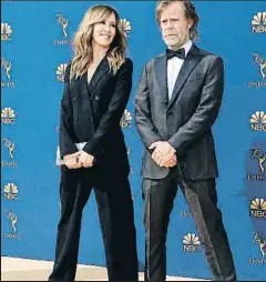  ?? @FELICITYHU­FFMAN ?? Felicity Huffman i el seu marit, William H. Macy, als Emmys