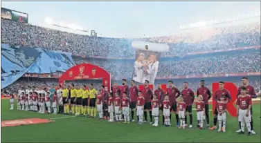  ??  ?? Partido de la final de la Copa del Rey de la temporada 2018-2019 entre el Valencia y el Barcelona.