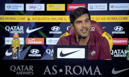  ??  ?? Mister
Paulo Fonseca, 47 anni, alla prima stagione sulla panchina della Roma dopo tre scudetti ucraini consecutiv­i conquistat­i con lo Shakhtar Donetsk